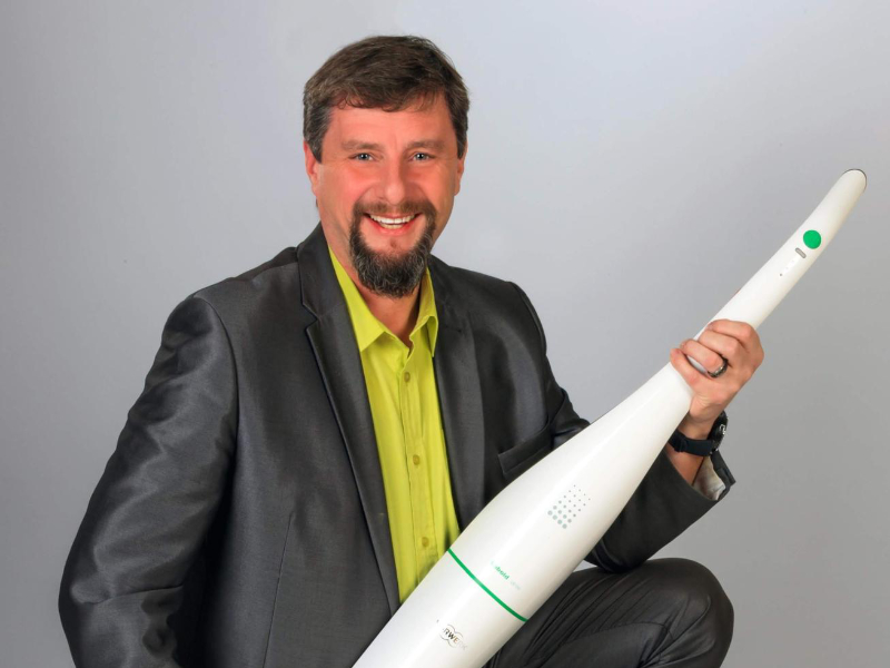 Profilbild von Uwe Springer